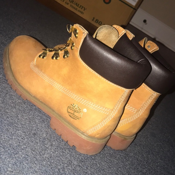 Gold Chain Lace Timberland Boots 